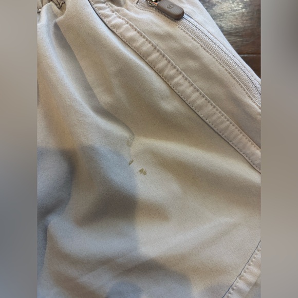 Lululemon Tracker Short V *4" In Serene Blue Size 6 - Picture 5 of 6